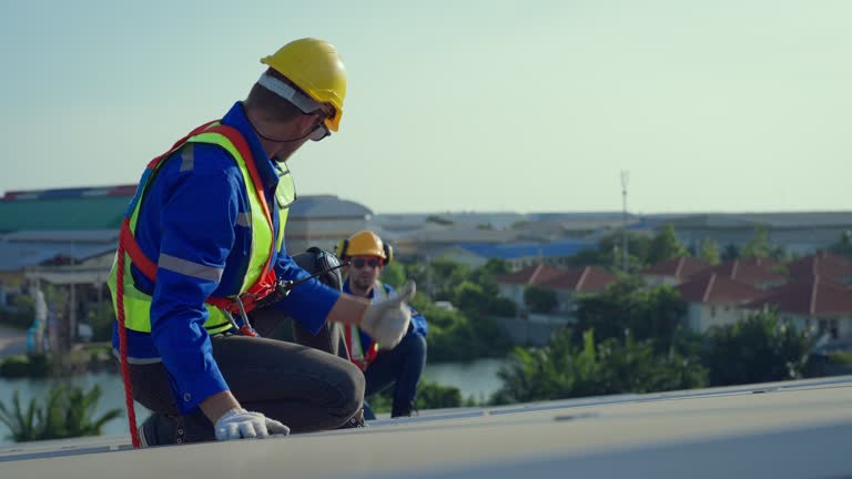 Best Flat Roofing  in Baldwyn, MS